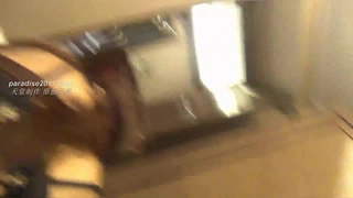 欧美日韩人妻激情-第一次与男友以外的男人在行使中车震!