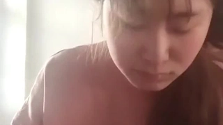 娇妻 雪白 呻吟-美女学生妹子是男友的乖母狗，戴着狗炼项圈乖乖让男友无套抽插~